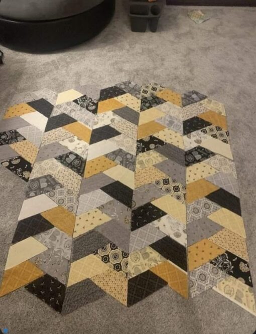 Golden Zigzag (Printed Edition)